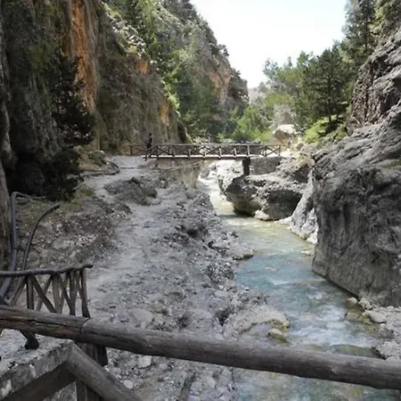 Traditional With Pool In Sfakia Διαμέρισμα