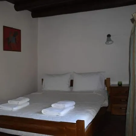 Traditional With Pool In Sfakia Apartment *